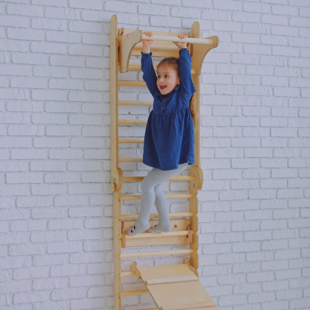 Mur suédois en bois / Échelle d'escalade pour enfants + Ensemble balançoire + Toboggan + Accessoire artistique.